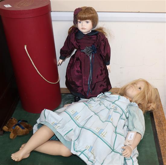 An Annette Himstedt doll, Kathe (Barefoot Children Collection 1986) and H Samuel collectors porcelain doll (2)